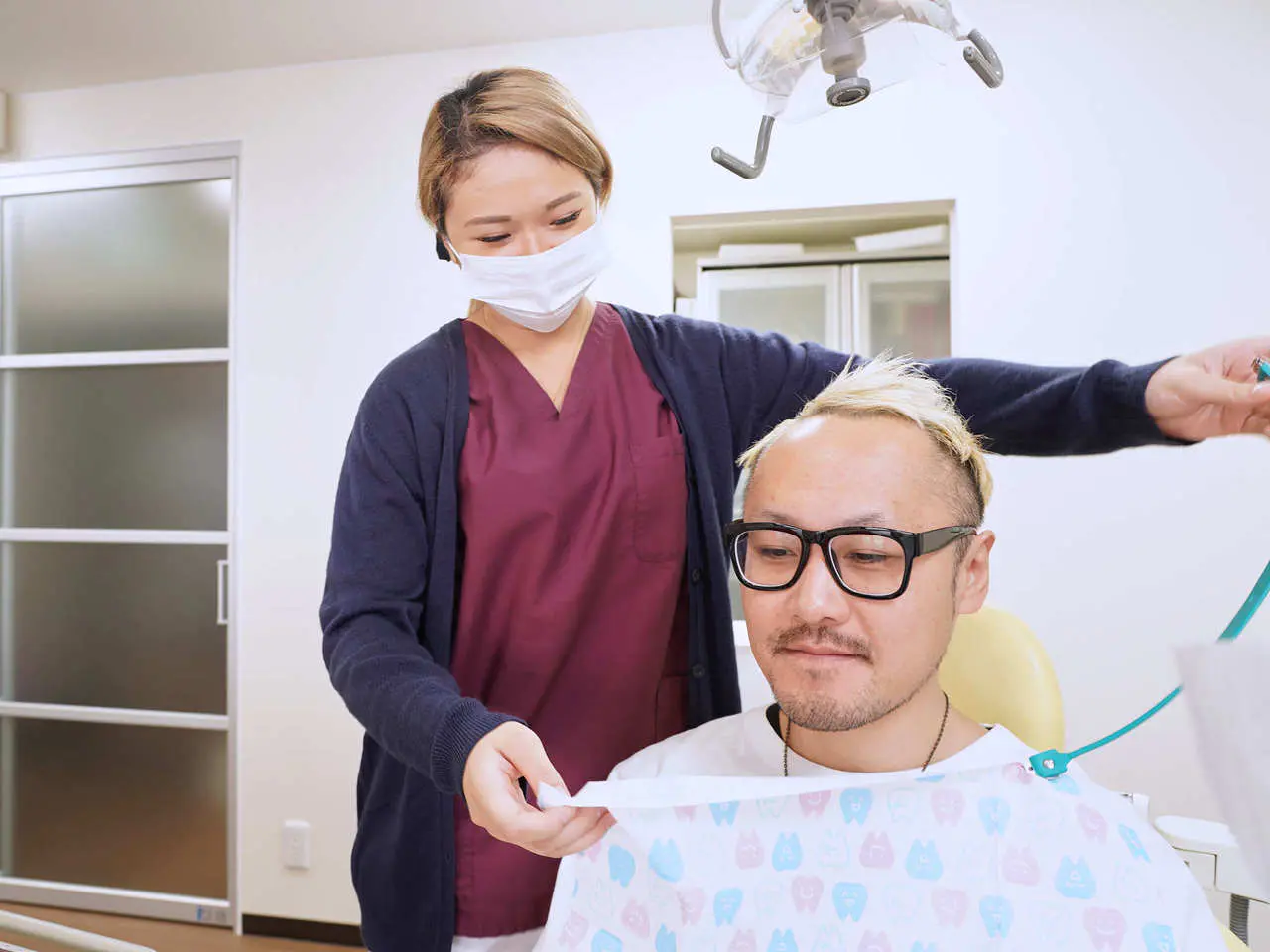 高円寺駅南口徒歩2分の歯医者、高円寺PAL歯科医院の歯科助手さんのお仕事