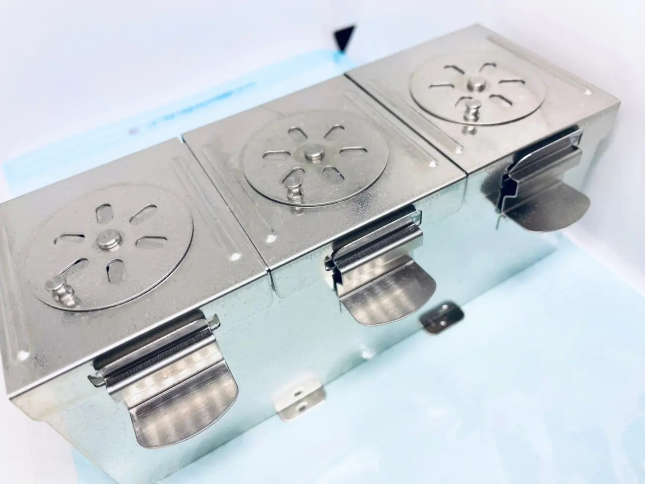 高円寺駅南口徒歩2分の歯医者、高円寺PAL歯科医院で使う器材